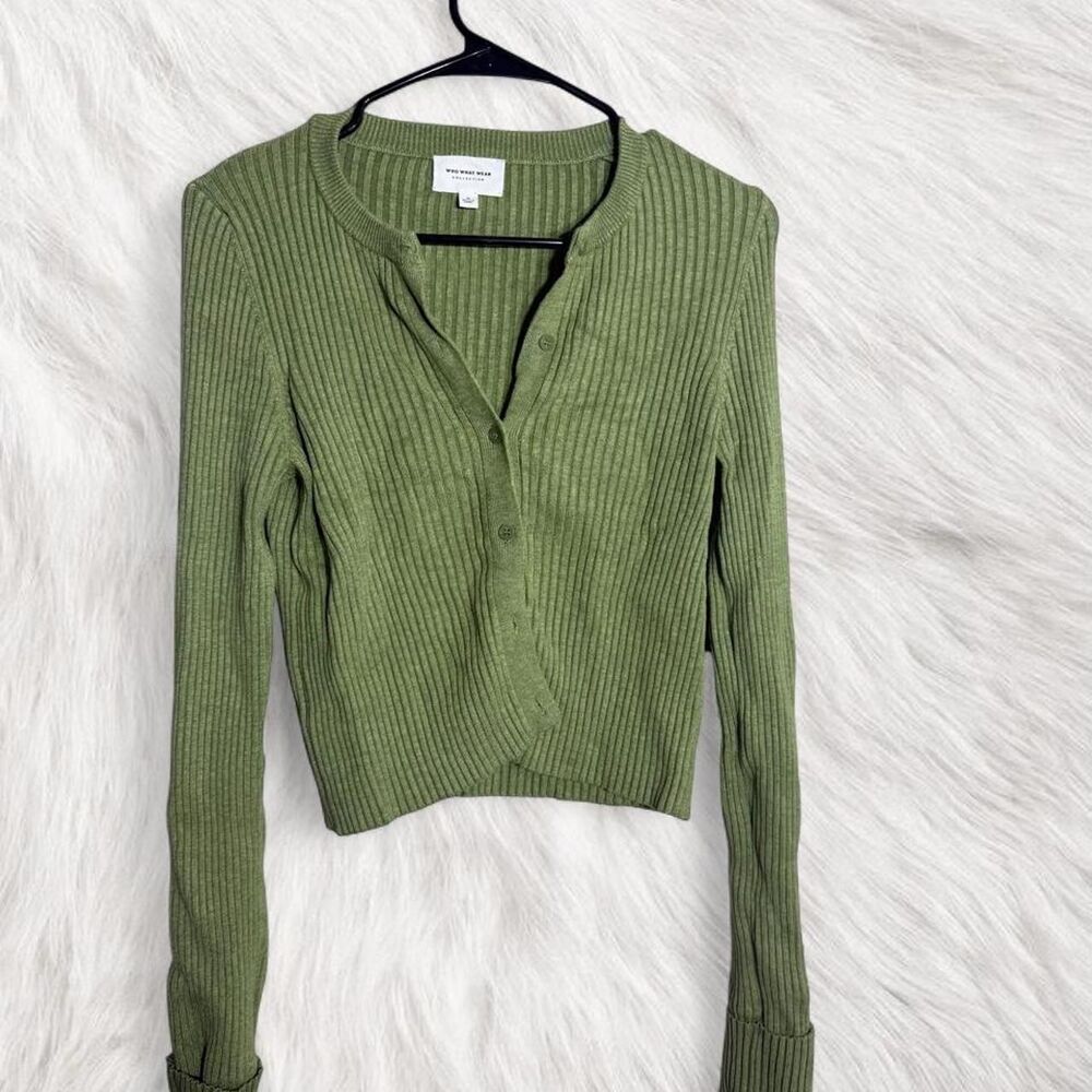 Who What Wear green heavyweight ribbed button up long sleeve sweater - Medium
